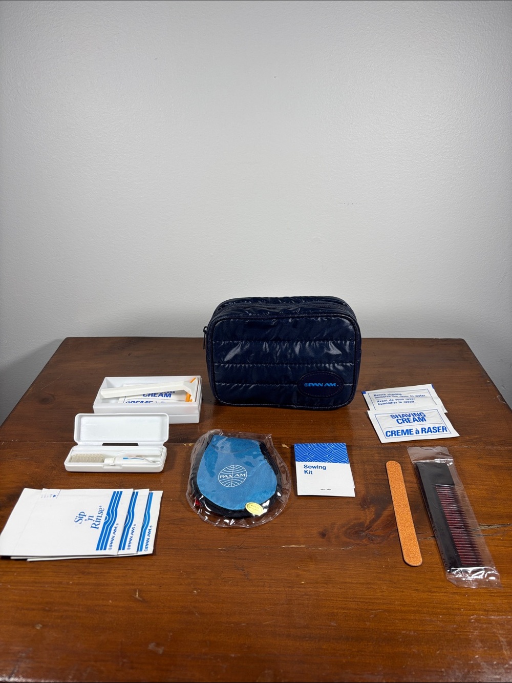 VTG Pan Am Airline Travel Toiletry Kit Pouch Navy Blue Collectable 80s Retro